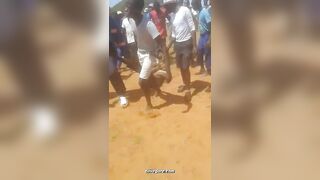 African Thief Caught, Dragged And Beaten By Angry Mob » Unce