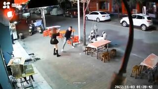 Asshole Brutally Beats His Girlfriend 