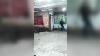 Drunk Idiot Breaks Glass With His Hand, Bleeds To Death