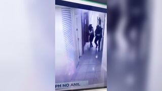 Rio De Janeiro Police Officer Chased With Rifle