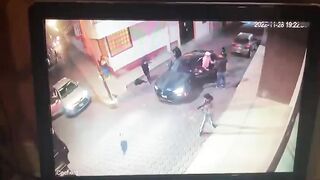 Six Armed Men Kidnap Driver And His Car 