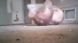 Man Suffocated In Plastic Bag » Uncensored Video (1)