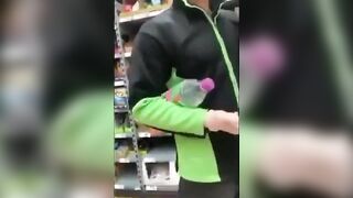 Muslim Man Asks Woman Wearing Crop Top And Sweatpants To Leave