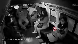 Thief Who Robbed Innocent People On Mexican Bus Turns Brutal