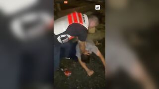 Courier Beats Up Visibly Drunk Man