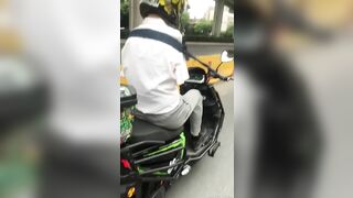 Squint-eyed Riding Without Hands