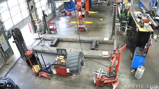 Accident At A Colorado Auto Repair Shop