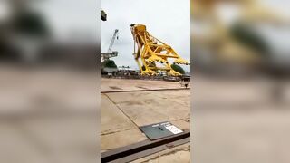 Crane Collapses During Testing