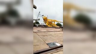 Crane Collapses During Testing