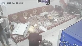 Crash In Allen's Snack Bar