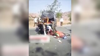 Serious Auto-rickshaw Accident In India