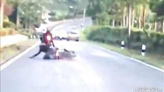 Overtaking Driver Causes Crazy Motorcycle Accident