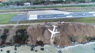 Pegasus Airlines Plane Skids Off Runway
