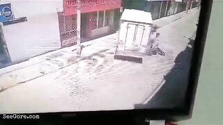 Robbers Trapped Under Truck