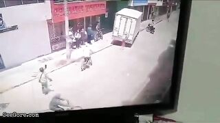 Robbers Trapped Under Truck