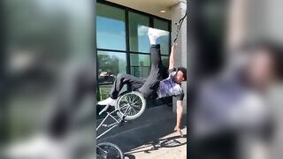 handlebar failure at the worst time