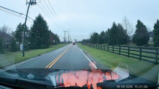 stop signs with white borders are optional