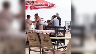 Some Ukrainians Fight With Russians On Turkish Beach