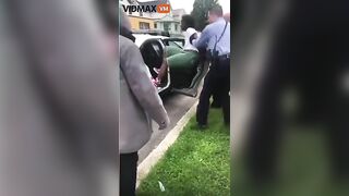 Highly AF Woman Makes It Hard For Philly Cops To Get Her Into Squad Car