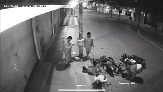 Motorcyclist Blinded And Crashed, All Five Riders Fell