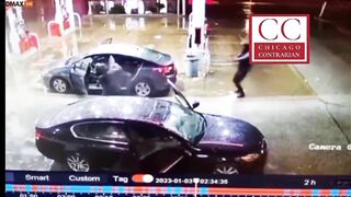 Two Thugs Execute Man In Car At Chicago Gas Station - Vi