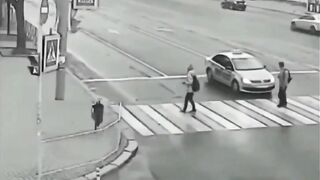 A Taxi Driver Attacked A Man Walking On A Zebra Crossing. Russia