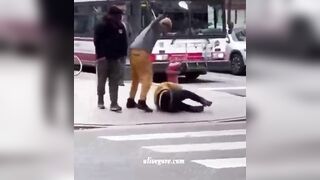 A Man Beat Up An Unfortunate Man Who Tried To Steal His Car. Ch