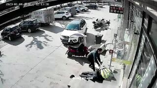 A Store Security Guard Was Killed By A Wheel Flying From A