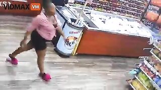 Aggressive Woman Storms Into Houston Supermarket