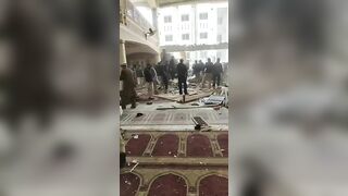 Mosque Bombing Kills At Least 25 People And Injures Around 120 - 'poli