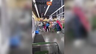 Brave Walmart Employee Tries To Stop Two Thugs From Stealing