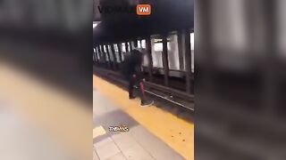 Brawl Om NYC Subway Platform Plot Twists – Video – Vid