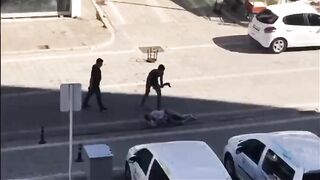 The Murderer Was Beaten In Broad Daylight