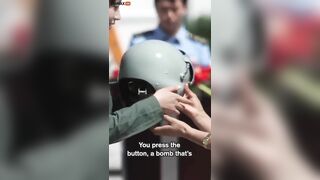 The Chinese Government Provides Explosion-proof Helmets To The Military