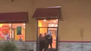 Customer Assaulted By Popeyes Store Employee