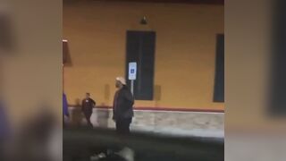 Customer Assaulted By Popeyes Store Employee