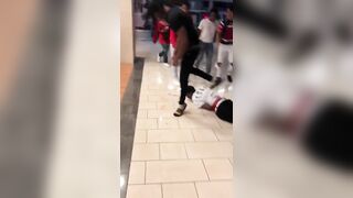 Crazy Fight In The Cinema!