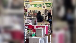 Dollar Tree Fight Ends With Loud Noise