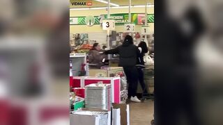 Dollar Tree Fight Ends With Loud Noise