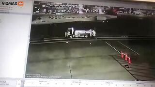 Driver Looks At Tablet And Meets Delta Employees