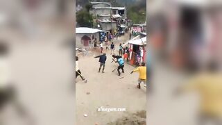 Fight Between Rival Gang Members 