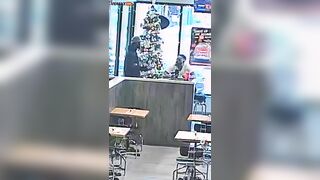 Food Critic Robbed In Restaurant In Broad Daylight – Vi