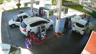 Gas Station Worker Pours Gasoline On Customer And Tells Him To Power Up