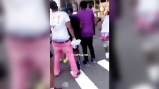 Man Attacked By Thugs In New York