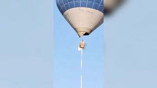 Mexican Hot Air Balloon Catches Fire Mid-air, Passenger J