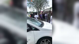 Crazy Ghetto Mob Beats Woman With Bats Until She's Caught