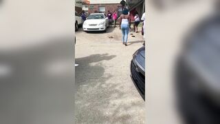 Crazy Ghetto Mob Beats Woman With Bats Until She's Caught