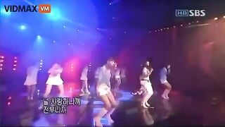 Korean Band Continues To Perform While One Band Member Collapses