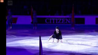 LMFAO, A Man Dressed As A Woman And Skated During The Open