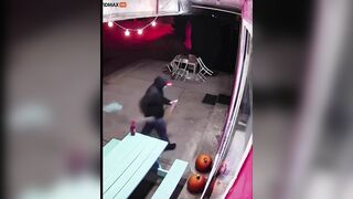 Video Shows Man Throwing Molotov Cocktail Into Donut S